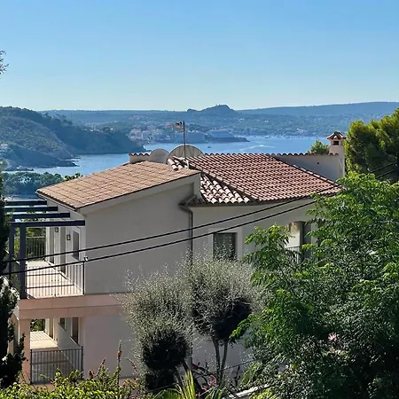 Willa Exklusive In Fuer Bis Zu 8 Personen, Mit Meerblick Und Pool Peguera